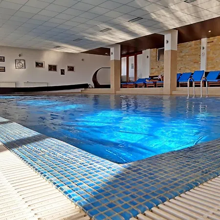 Milmari Premier 15 *